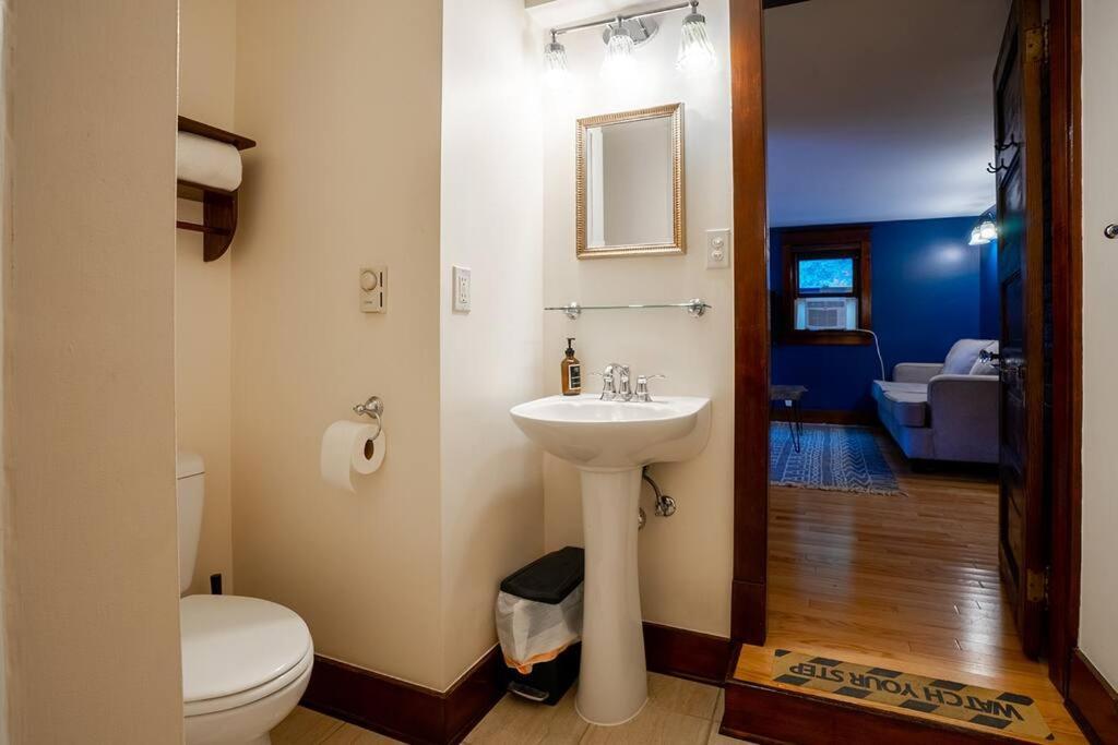 Charming 1Bd Suite In Capitol Hill - Foxglove Inn Seattle Ngoại thất bức ảnh
