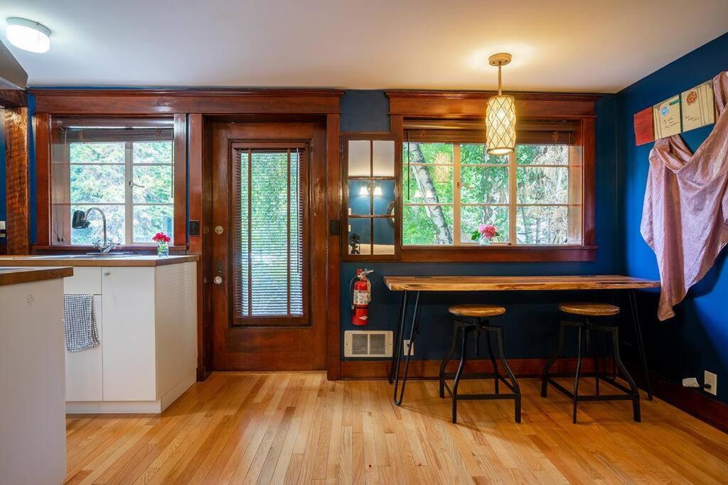 Charming 1Bd Suite In Capitol Hill - Foxglove Inn Seattle Ngoại thất bức ảnh